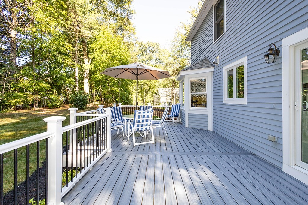 4 Mary Anne Dr.