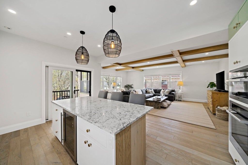 144 Linden Street #2, Wellesley, MA Photo #4