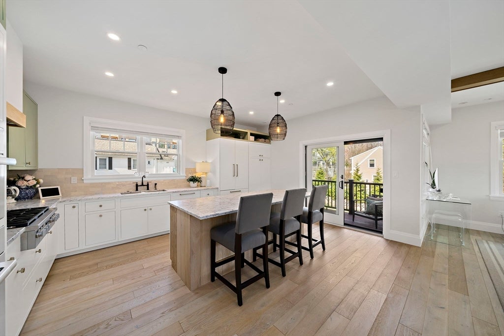144 Linden Street #2, Wellesley, MA Photo #3