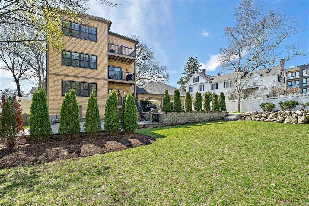 144 Linden Street #2, Wellesley, MA Photo #26