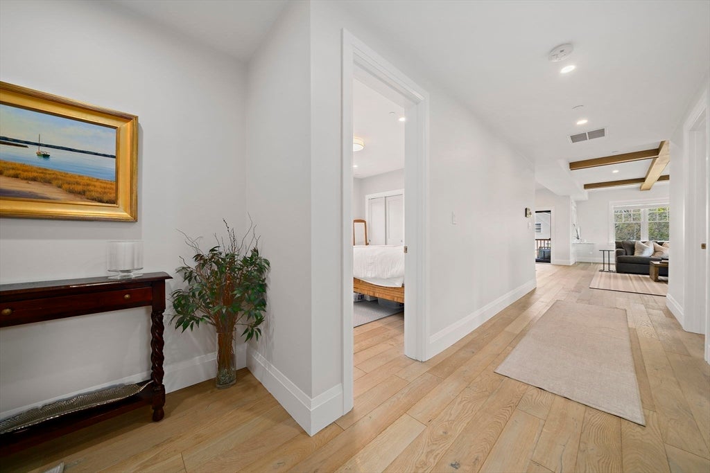 144 Linden Street #2, Wellesley, MA Photo #19