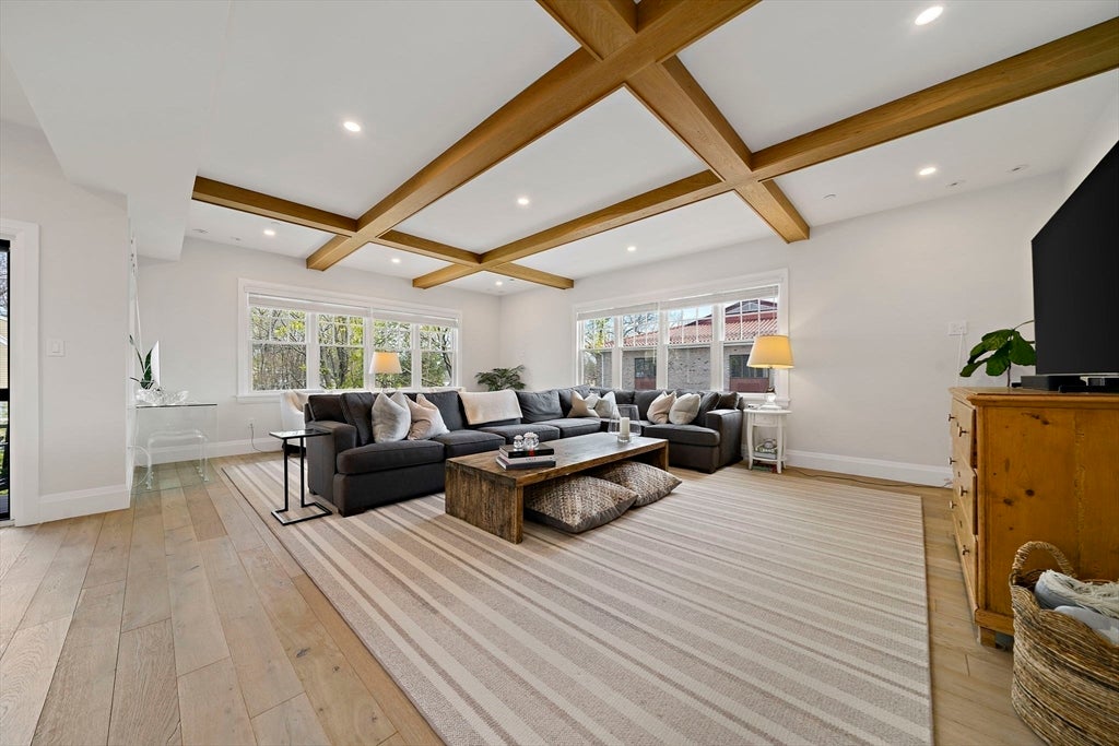 144 Linden Street #2, Wellesley, MA Photo #9