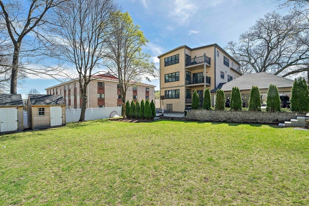 144 Linden Street #2, Wellesley, MA Photo #25