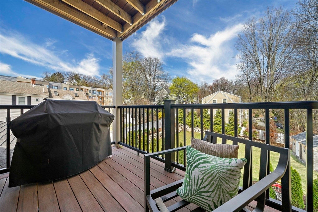 144 Linden Street #2, Wellesley, MA Photo #5