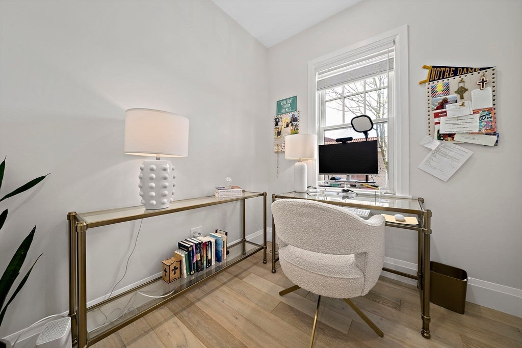 144 Linden Street #2, Wellesley, MA Photo #11