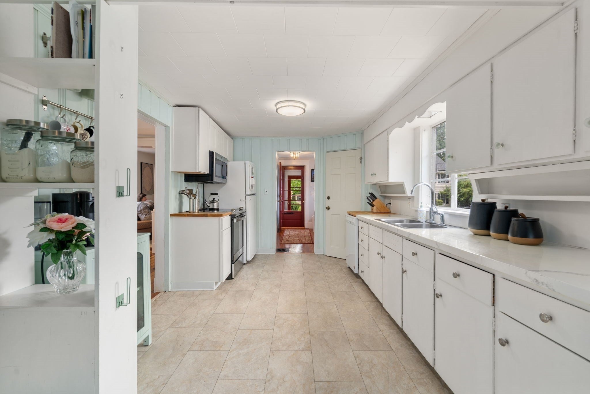 19 New Hampshire Avenue, Natick, MA, 19 New Hampshire Avenue, Natick, MA Photo #11