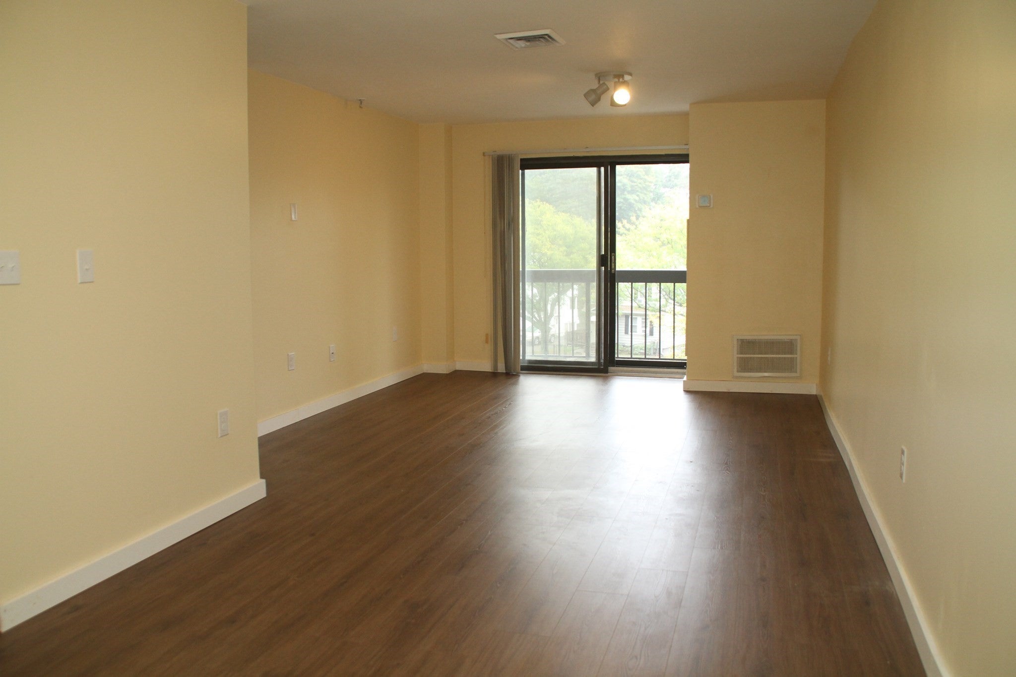 90 Quincy Shore Dr #219, Quincy, MA, 90 Quincy Shore Dr #219, Quincy, MA Photo #4