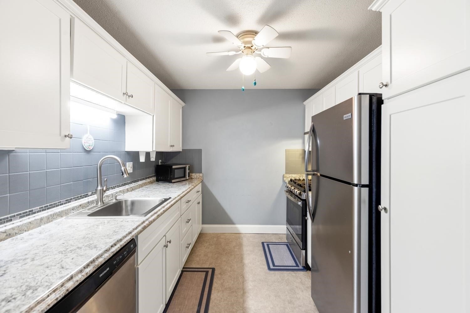 3 Greenbriar Drive 204