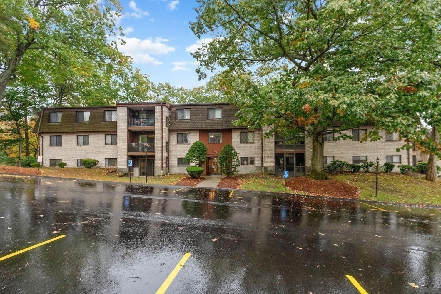3 Greenbriar Drive #204, North Reading, MA Photo #19