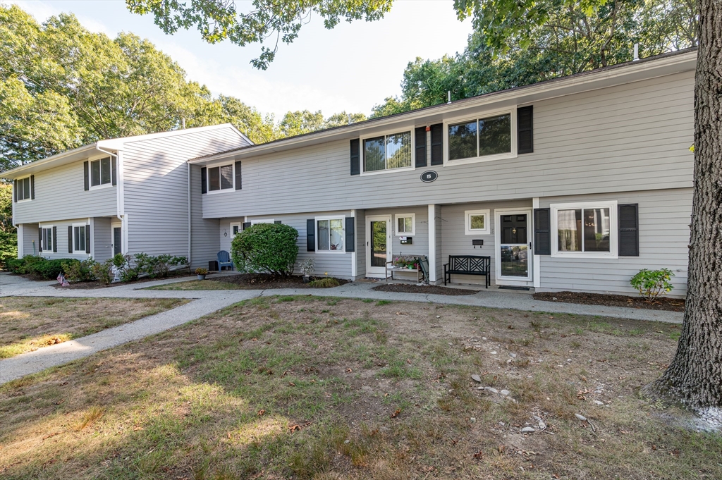 5 Beals Cove Rd E