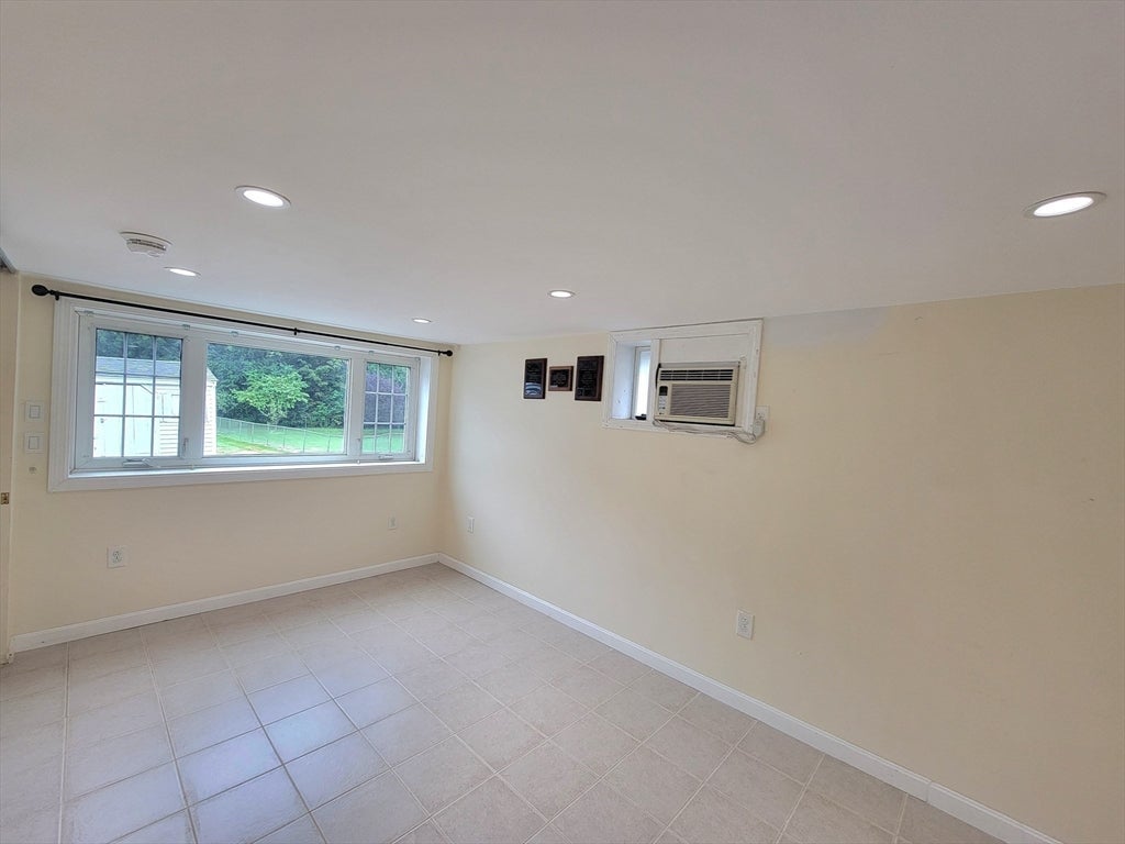 166 Harvard St, Quincy, MA Photo #13