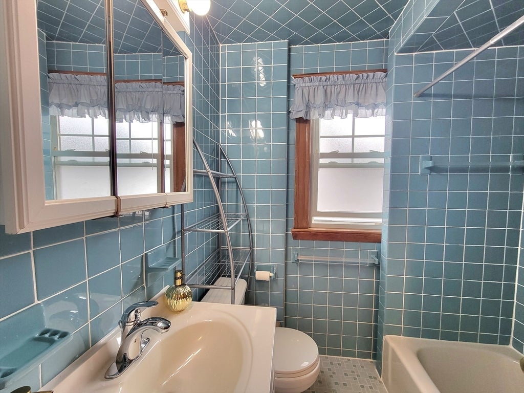 166 Harvard St, Quincy, MA Photo #8