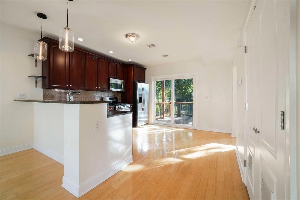 156 O St #PH, Boston, MA Photo #7