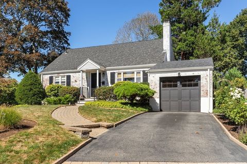 56 Baker Ave Beverly MA 01915