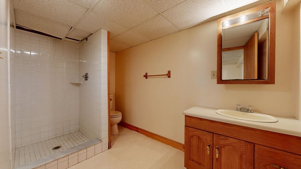 43 Pratt St, Tewksbury, MA Photo #19