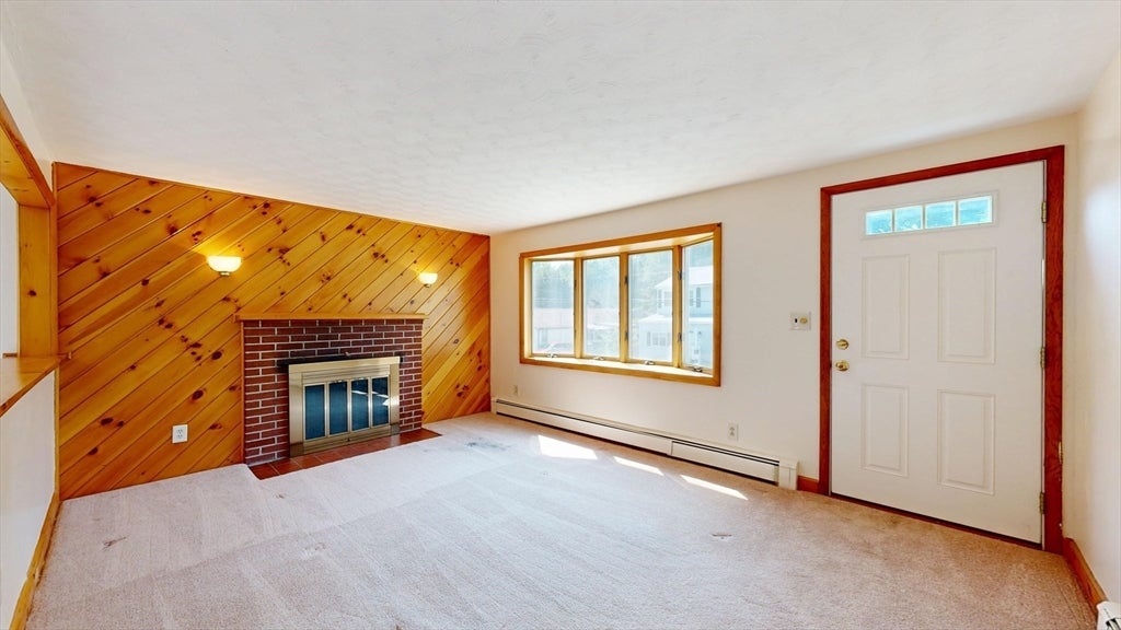 43 Pratt St, Tewksbury, MA Photo #6