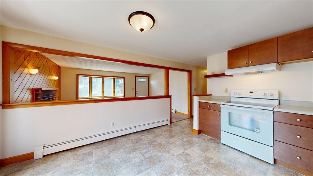 43 Pratt St, Tewksbury, MA Photo #11