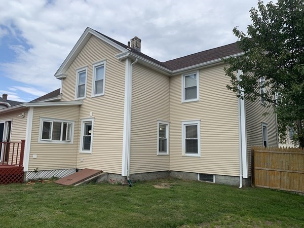 2034 Pleasant Street