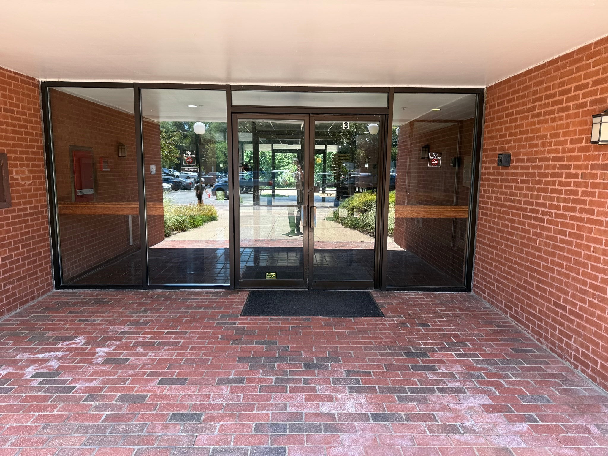 96 Old Colony Ave 355