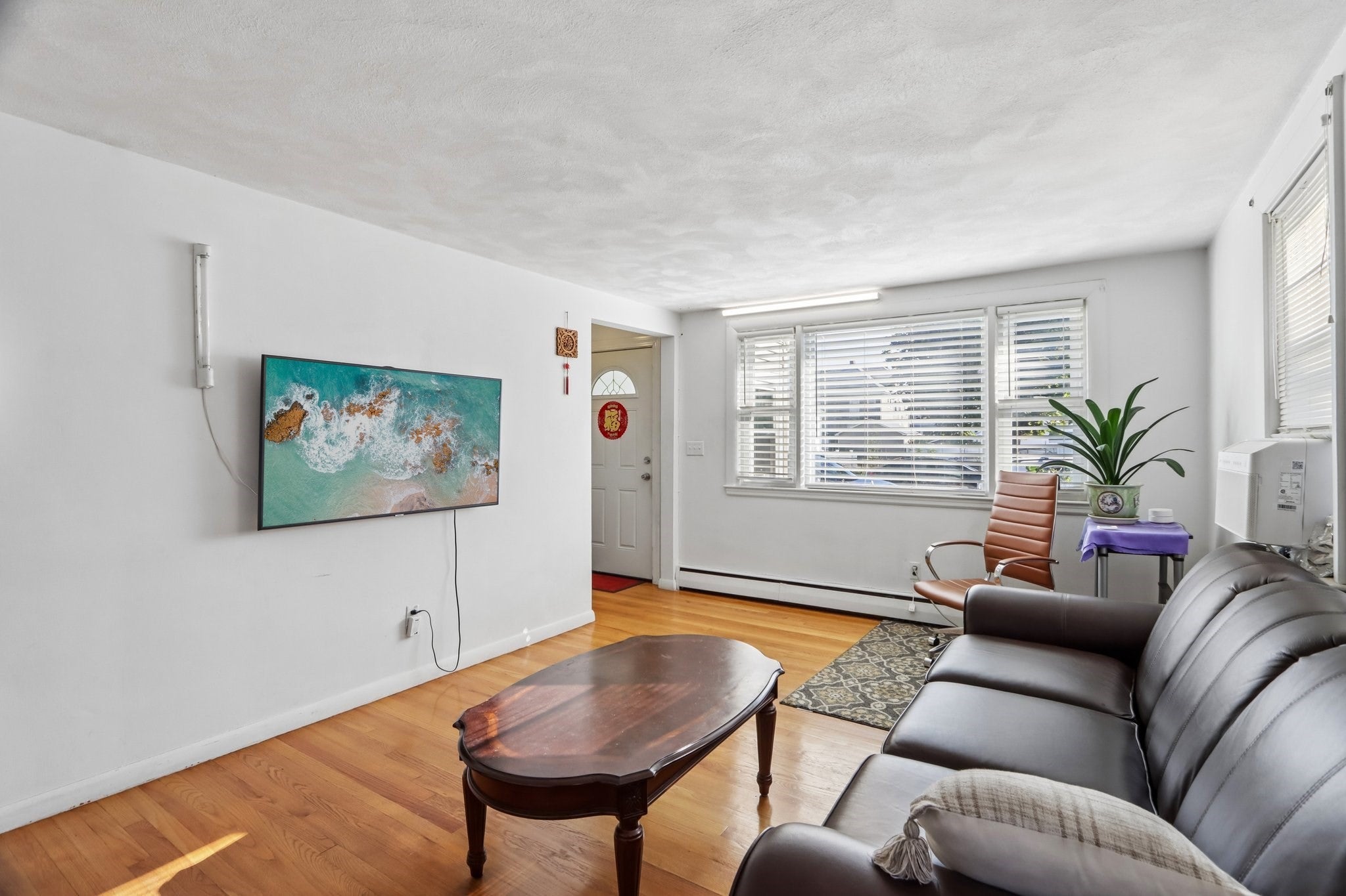 57 Safford St