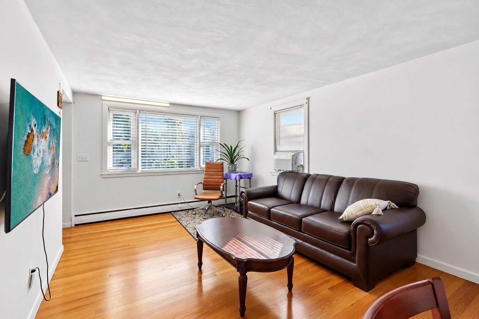 57 Safford St