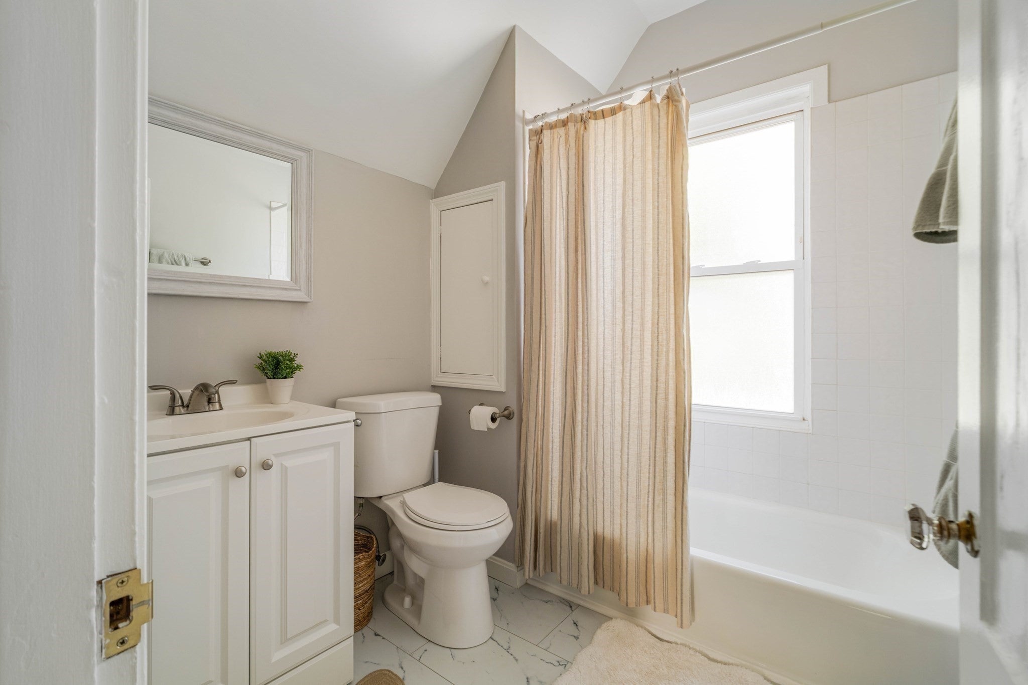 4 Dedham Street, Boston, MA, 4 Dedham Street, Boston, MA Photo #34