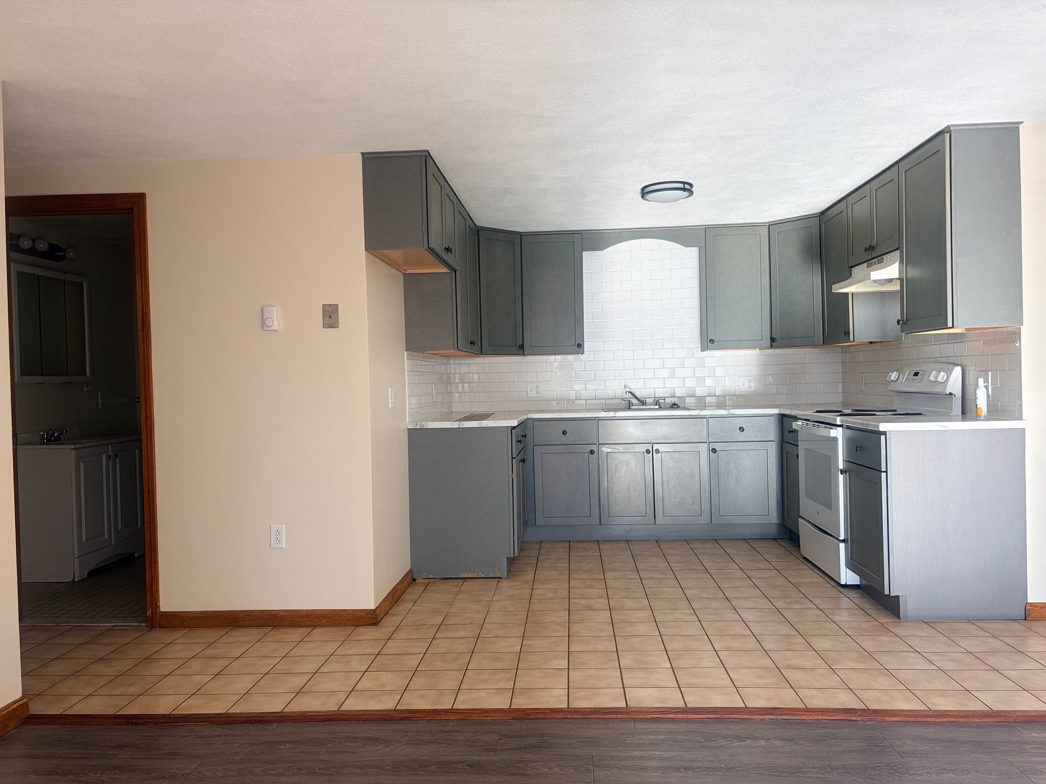 484 Western Ave #B3, Lynn, MA, 484 Western Ave #B3, Lynn, MA Photo #1