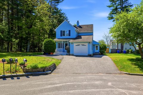 Photo of 19-21 Wedgewood Cir, Springfield, MA 01129 (MLS # 73521782)