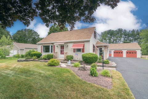 Photo of 7 Darby Drive, Westfield, MA 01085 (MLS # 73543428)