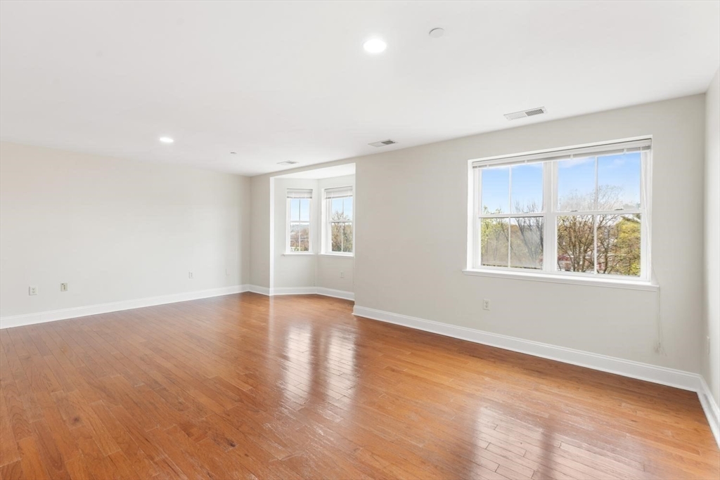 120 Wyllis Street #403, Everett, MA Photo #19