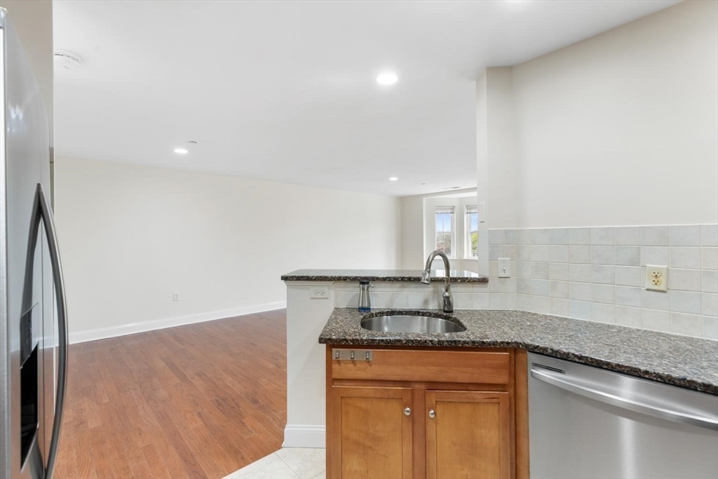 120 Wyllis Street #403, Everett, MA Photo #15