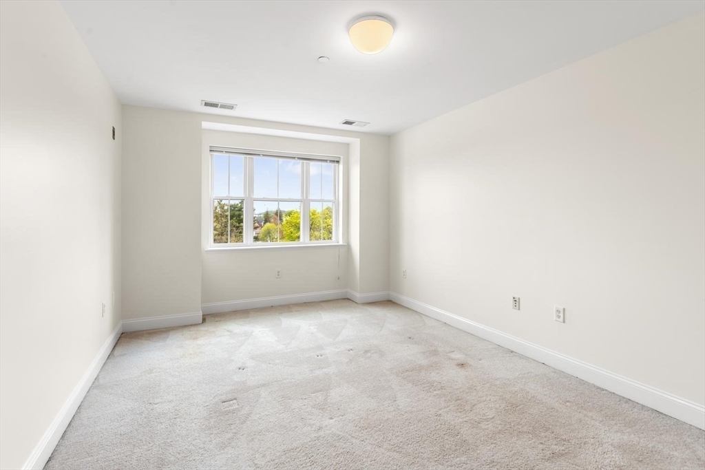 120 Wyllis Street #403, Everett, MA Photo #26
