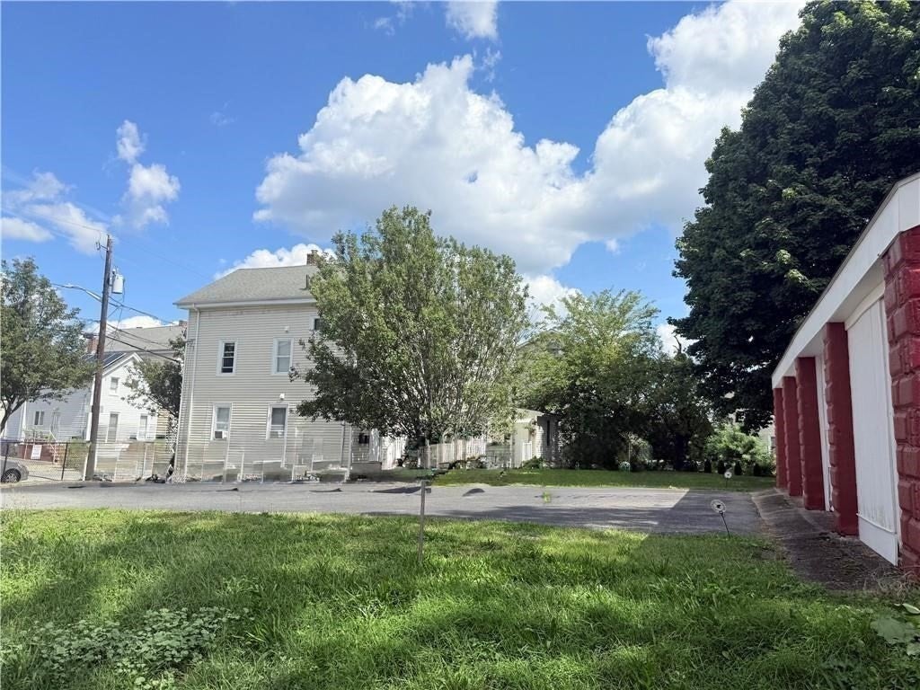 49-51 Trenton St
