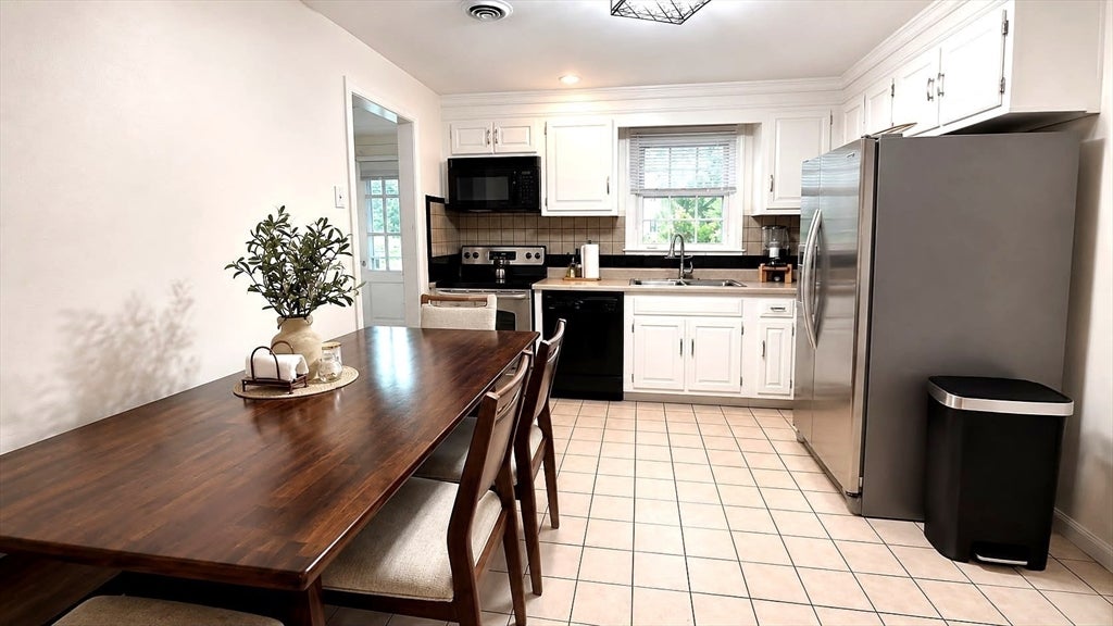 99 Pilgrim Cir #99, Methuen, MA, 99 Pilgrim Cir #99, Methuen, MA Photo #3