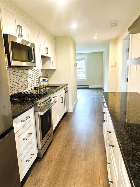 15 Clark St #3, Boston, MA Photo #2