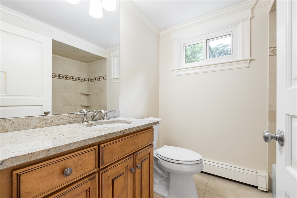 Natick, Massachusetts 01760, United States, 5 Bedrooms Bedrooms, ,3 BathroomsBathrooms,Residential,Pending,160146