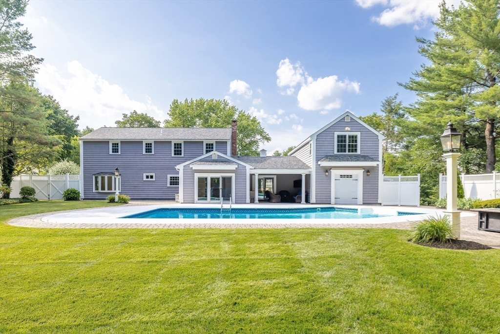 17 Appleton Road