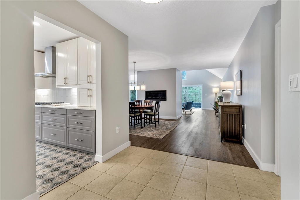 164 Coonamessett Circle