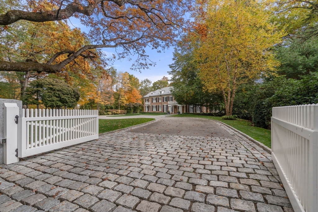 41 Skating Pond Road