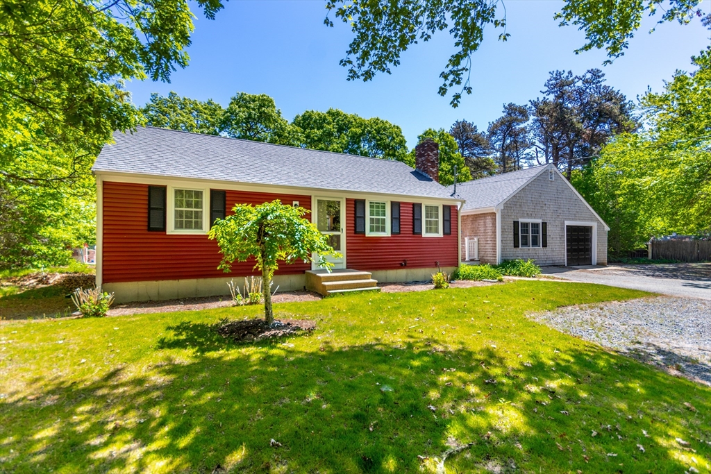 490 Forest Rd