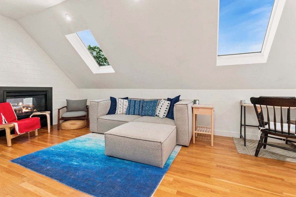 51 New Ocean St 3
