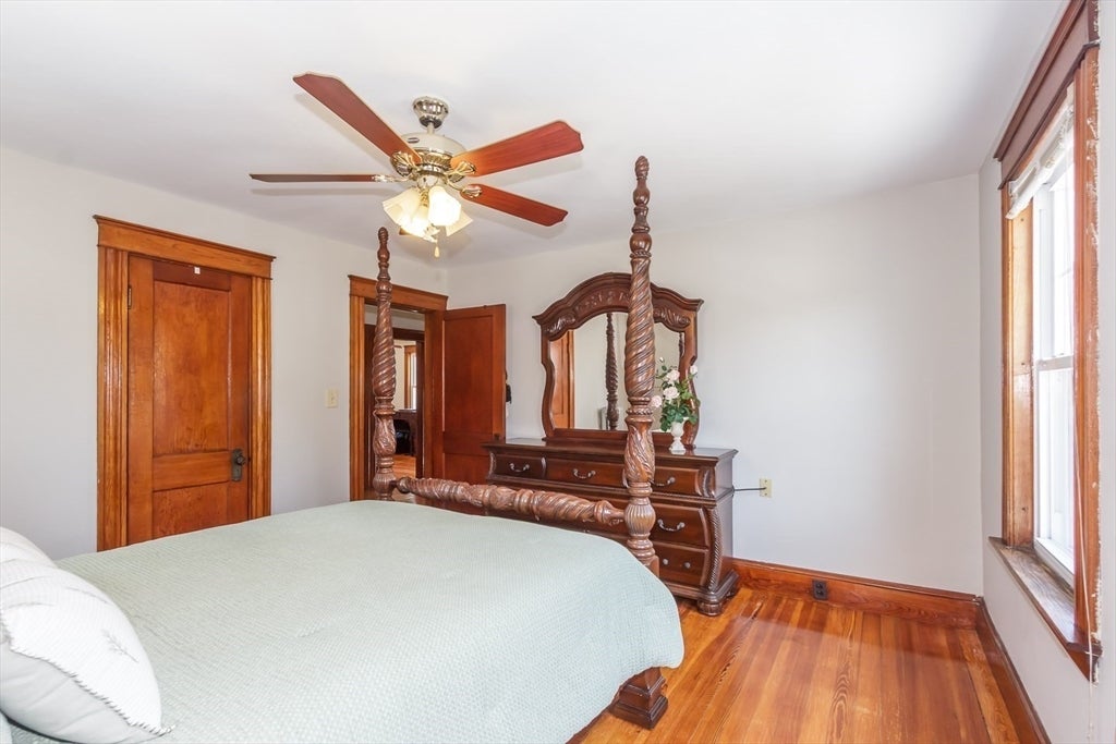 242 Beacon St, Lowell, MA, 242 Beacon St, Lowell, MA Photo #30