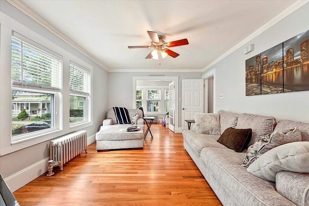 Photo 1 of 20 — 41 Glenwood Rd 1, Somerville, MA 02143