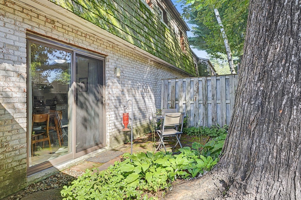 73 Bridge St #17, Northampton, MA Photo #15