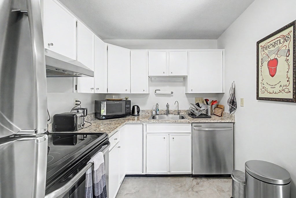 73 Bridge St #17, Northampton, MA Photo #5