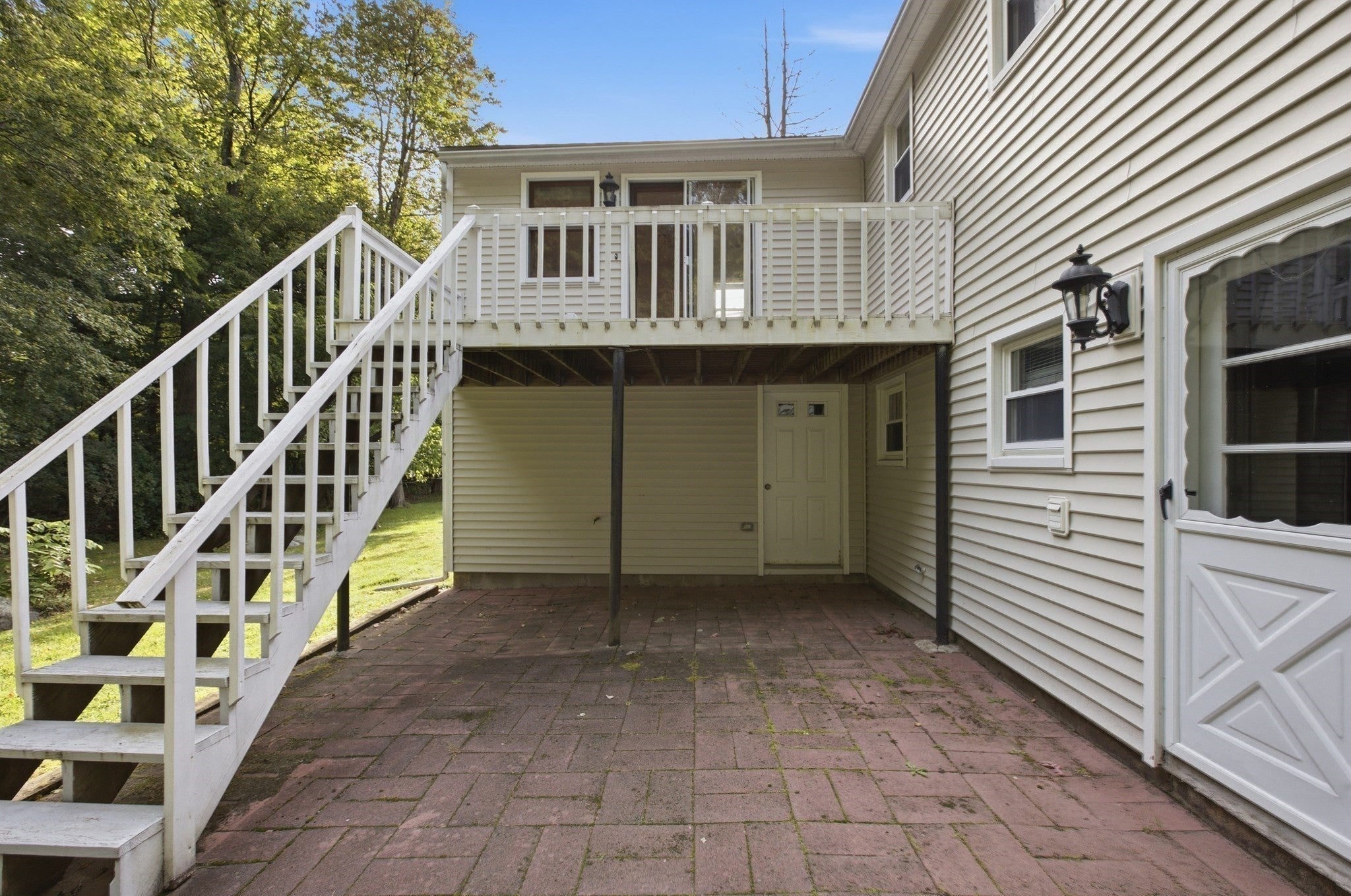 32 Westwood Street, Burlington, MA Photo #40