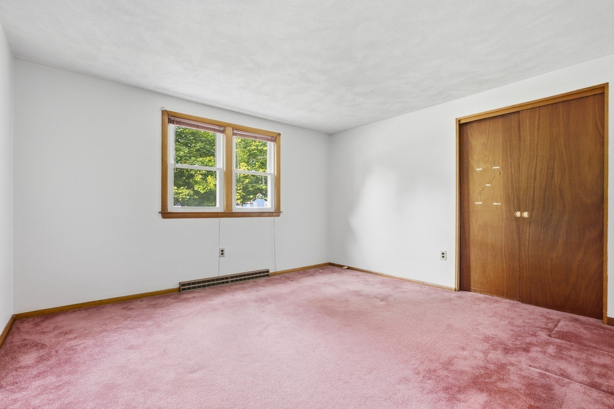 32 Westwood Street, Burlington, MA Photo #27