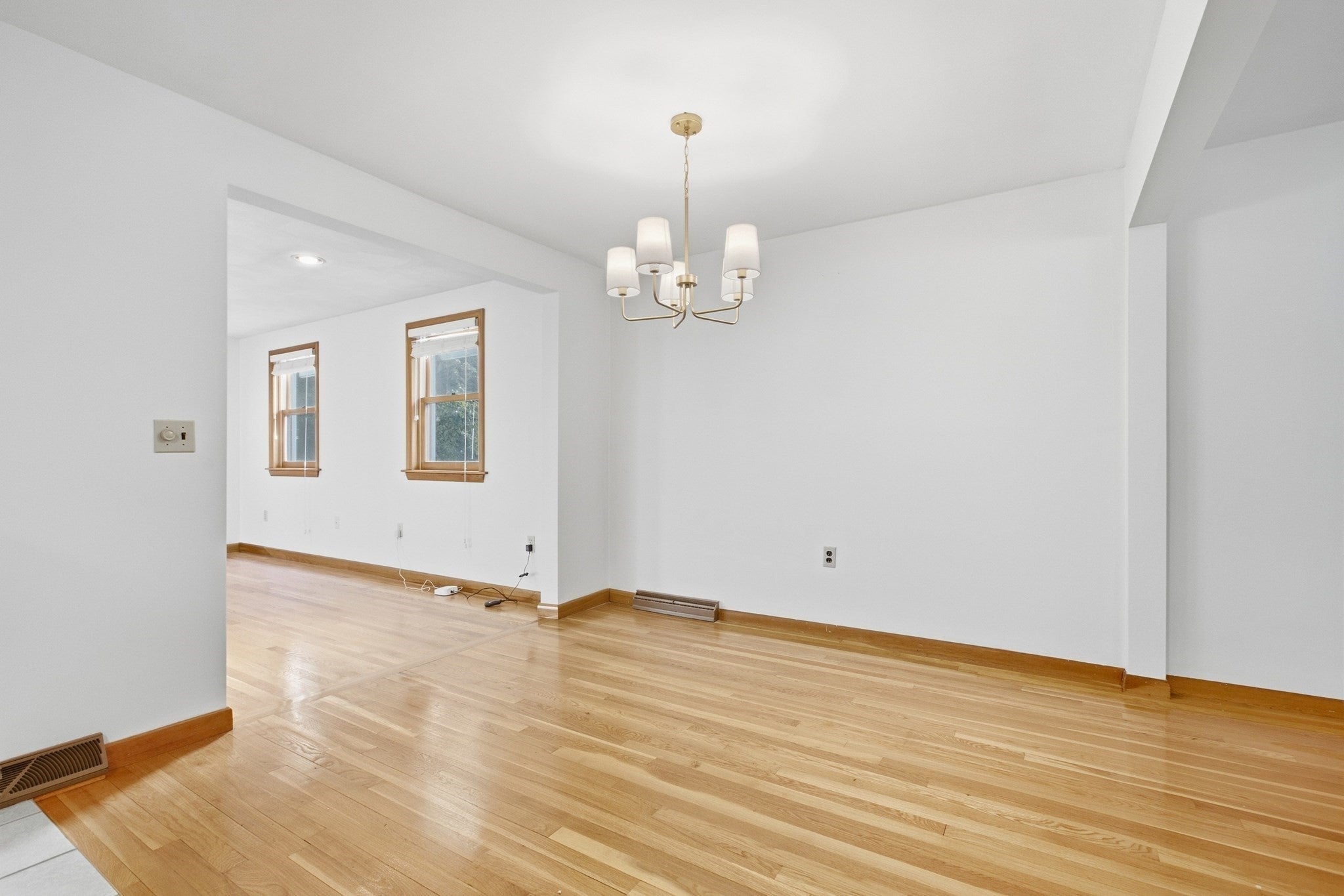 32 Westwood Street, Burlington, MA Photo #16