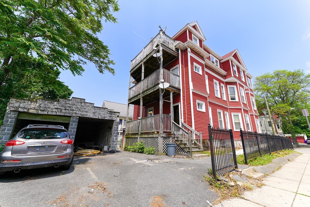 107 Devon Street