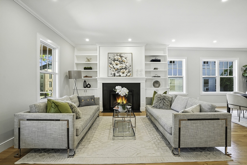 16 Pinehurst St